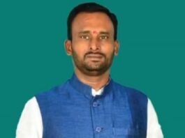 ಶ್ರೀರಾಮುಲು ಒಬ್ಬ ಜೋಕರ್, ಇವರಿಂದ ರಾಹುಲ್ ಗಾಂಧಿ ಕಲಿಯಬೇಕಿಲ್ಲ-ಸಚಿವ ವಿಜಯಾನಂದ ಕಾಶಪ್ಪನವರ್