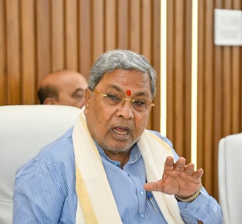 ಇಂದೇ ದೆಹಲಿಗೆ ಸಿಎಂ ಸಿದ್ದರಾಮಯ್ಯ: ನಾಳೆ ವರಿಷ್ಠರ ಜೊತೆ ಸಭೆ