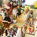 ಮೈಸೂರು: ನೈಪುಣ್ಯದಲ್ಲಿ ದಸರಾ ಗೊಂಬೆ ಹಬ್ಬ