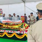 ರವೀಂದ್ರ ಕಲಾಕ್ಷೇತ್ರದಲ್ಲಿ ಸಾಹಿತಿ ಎಸ್ ಎಲ್ ಭೈರಪ್ಪ ಅಂತಿಮ ದರ್ಶನ: ನಾಳೆ ಮೈಸೂರಿನಲ್ಲಿ ಅಂತ್ಯಕ್ರಿಯೆ