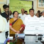 KSDL: ಸರ್ಕಾರಕ್ಕೆ 135 ಕೋಟಿ ರೂ. ಡಿವಿಡೆಂಡ್ ಚೆಕ್ ಹಸ್ತಾಂತರ
