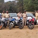 8 ಮಂದಿ ದರೋಡೆಕೋರರ ಬಂಧನ : 16 ಲಕ್ಷ ರೂ ಮೌಲ್ಯದ, 10 ವಾಹನ ವಶ