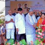 ಅಸಮಾನತೆ ನಿವಾರಣೆ ಪ್ರತಿಯೊಬ್ಬ ರಾಜಕಾರಣಿಯ ಜವಾಬ್ದಾರಿ: ಅರಸು ಪ್ರತಿಮೆ ಅನಾವರಣಗೊಳಿಸಿದ ಸಿಎಂ