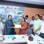 “ಅಕ್ಕನ ಬುತ್ತಿ”ಅಡುಗೆ ತಯಾರಿಕಾ ಕೇಂದ್ರದ ಪ್ರಚಾರ ಕಾರ್ಯಕ್ರಮಕ್ಕೆ ಜಿ.ಪಂ CEO ಚಾಲನೆ