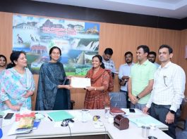 “ಅಕ್ಕನ ಬುತ್ತಿ”ಅಡುಗೆ ತಯಾರಿಕಾ ಕೇಂದ್ರದ ಪ್ರಚಾರ ಕಾರ್ಯಕ್ರಮಕ್ಕೆ ಜಿ.ಪಂ CEO ಚಾಲನೆ