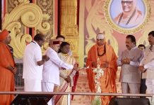 ಸುತ್ತೂರು ಮಠವು ಧರ್ಮನಿಷ್ಠೆ ಮತ್ತು ಸಕಾರಾತ್ಮಕ ಶಕ್ತಿಯ ಕೇಂದ್ರ- ರಾಜ್ಯಪಾಲ ಥಾವರ್ ಚಂದ್ ಗೆಹ್ಲೋಟ್