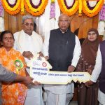 ಕೊಳೆಗೇರಿ ಜನರೂ ಮುಖ್ಯವಾಹಿನಿಗೆ ಬರಲು ಇಷ್ಟು ಬೃಹತ್ ಪ್ರಮಾಣದಲ್ಲಿ ಮನೆ ವಿತರಣೆ: ಸಿಎಂ ಸಿದ್ದರಾಮಯ್ಯ