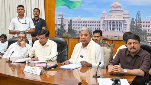 ರಾಜ್ಯಕ್ಕೆ ಅನುದಾನ ನೀಡುವಲ್ಲಿ ಕೇಂದ್ರ ಸರ್ಕಾರ ಅಸಹಕಾರ ಮತ್ತು ಮಲತಾಯಿ ಧೋರಣೆ ತೋರುತ್ತಿದೆ