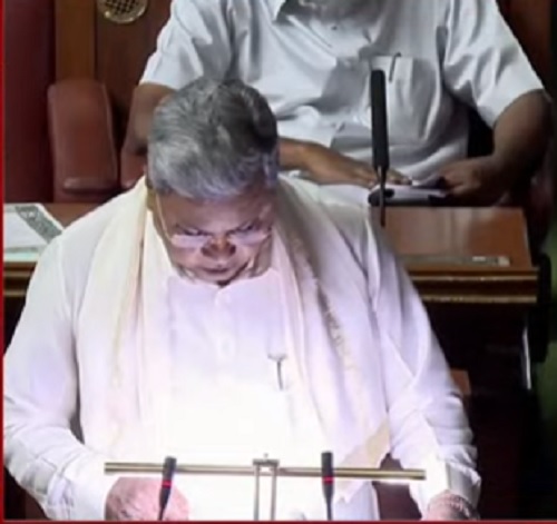 ಸಿಎಂ ಸಿದ್ದರಾಮಯ್ಯರಿಂದ ಅಯವ್ಯಯ ಮಂಡನೆ ಆರಂಭ: 4.49 ಲಕ್ಷ ಕೋಟಿ ರೂ. ಗಾತ್ರದ ಬಜೆಟ್