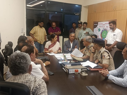 ನಾಳೆಯಿಂದ IPL:  ಅಧಿಕಾರಿಗಳ ಜೊತೆ ಸಿಎಸ್  ಸುದೀರ್ಘ ಸಭೆ, ಸಲಹೆ ಸೂಚನೆ