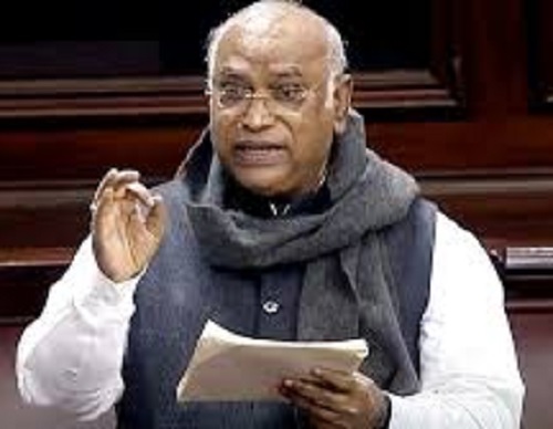 ಗ್ಯಾಸ್ ಸಿಲಿಂಡರ್ ಸಮಸ್ಯೆ: ಕೇಂದ್ರದ ವಿರುದ್ದ ಗುಡುಗಿದ ಮಲ್ಲಿಕಾರ್ಜುನ ಖರ್ಗೆ