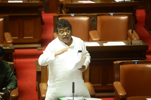 ಬಳ್ಳಾರಿ ಏರ್ ಪೋರ್ಟ್ ಗೆ ಹೊಸ ತಾಣ – ಸಚಿವ ಎಂ.ಬಿ ಪಾಟೀಲ್