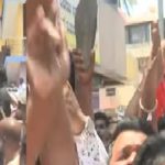 ಪ್ರಚಾರದ ವೇಳೆ ಹೈಡ್ರಾಮಾ: ‘ಕೈ’ಶಾಸಕ ಪ್ರದೀಪ್ ಈಶ್ವರ್ ಗೆ ಚಪ್ಪಲಿ , ಪೊರಕೆ ಪ್ರದರ್ಶನ