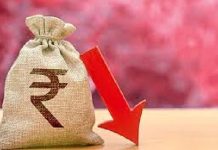 ಡಾಲರ್ ಎದುರು ಐತಿಹಾಸಿಕ ಕುಸಿತ ಕಂಡ ರೂಪಾಯಿ ಮೌಲ್ಯ