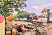 ಫುಟ್ ಪಾತ್ ನಲ್ಲಿ ಟಾಂಗ್ ಸ್ಟ್ಯಾಂಡ್: ನಿರ್ಧಾರದಿಂದ ಹಿಂದೆ ಸರಿದ ಮೈಸೂರು ಪಾಲಿಕೆ