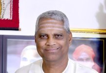 ಉಪಚುನಾವಣೆ: ತಮ್ಮ ಆಸ್ತಿ ವಿವರ ಘೋಷಿಸಿಕೊಂಡ ಬಿಜೆಪಿ ಅಭ್ಯರ್ಥಿ ವೀರಣ್ಣ ಚರಂತಿಮಠ