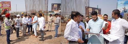 ಕೆಂಪೇಗೌಡ ವೃತ್ತ (ಮಣಿಪಾಲ್ ಜಂಕ್ಷನ್) ಕಾಮಗಾರಿಗಳ ಪರಿಶೀಲಿಸಿದ ಸಂಸದ ಯದುವೀರ್