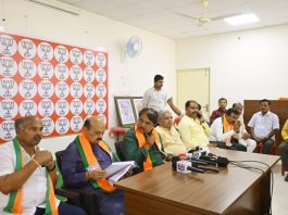 ಅನುದಾನ ಕಡಿತ : ಯಾವ ಮುಖ ಇಡ್ಕೊಂಡು ವೋಟ್ ಕೇಳ್ತಾರೆ-ಆರ್.ಅಶೋಕ್