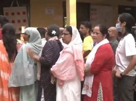 ಮೂರು ರಾಜ್ಯಗಳ ವಿಧಾನಸಭೆ ಚುನಾವಣೆ ಮತದಾನ: ಮತದಾರರಿಂದ ಬಿರುಸಿನ ವೋಟಿಂಗ್