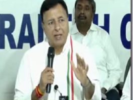 ಇಂಧನ ದರ ಹೆಚ್ಚಿಸಿ ಕೇಂದ್ರದಿಂದ ಜನರ ಹಣ ಲೂಟಿ-ರಣದೀಪ್ ಸಿಂಗ್ ಸುರ್ಜೇವಾಲ