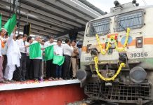 ಒಡೆಯರ್ ಎಕ್ಸ್ಪ್ರೆಸ್ ರೈಲು ನಿಲುಗಡೆ : ಜನರ ದಶಕಗಳ ಕನಸು ನನಸು- ಸಂಸದ ಡಾ ಸಿ ಎನ್ ಮಂಜುನಾಥ್.