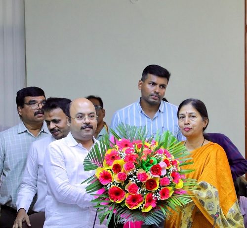 ನಗರಾಭಿವೃದ್ಧಿ ಪ್ರಾಧಿಕಾರಗಳು ಕಡ್ಡಾಯವಾಗಿ ಪ್ರತಿ ತಿಂಗಳು ಸಭೆ ನಡೆಸಬೇಕು- ಸಚಿವ ಡಾ. ಯತೀಂದ್ರ ಸಿದ್ದರಾಮಯ್ಯ