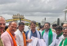 ಸರ್ಕಾರ ಬದುಕಿದ್ರೆ ಕೂಡಲೇ ರೈತರಿಗೆ ಪರಿಹಾರ ಘೋಷಿಸಲಿ- ಆರ್.ಅಶೋಕ್