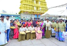 ಮೈಸೂರು: ಸ್ವಚ್ಛತಾ ಕಾರ್ಯನಿರ್ವಹಿಸುವ ಮಹಿಳಾ ಸಿಬ್ಬಂದಿಗಳಿಗೆ ಬಾಗಿನ ಸಮರ್ಪಣೆ