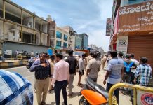 ಮೈಸೂರಿನಲ್ಲಿ ಕಾರ್ಯಾಚರಣೆ: ಪಾದಚಾರಿ ಮಾರ್ಗ ಅತಿಕ್ರಮಣ ತೆರವು