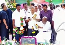 ಚೆನ್ನಮ್ಮರ 11ನೇ ದಿನದ ಕಾರ್ಯ: ಪತ್ನಿ ಸಮಾಧಿಗೆ ಪೂಜೆ ಸಲ್ಲಿಸಿದ ಮಾಜಿ ಪ್ರಧಾನಿ ಹೆಚ್ ಡಿಡಿ