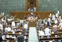 ವಿಪಕ್ಷಗಳಿಂದ ಮುಂದುವರೆದ ಗದ್ದಲ: ಲೋಕಸಭೆ, ರಾಜ್ಯಸಭೆ ಕಲಾಪ ಮುಂದೂಡಿಕೆ