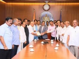 ಫಾರ್ಮ್ 7 ಸಲ್ಲಿಸಿದವರ ವಿರುದ್ಧ FIR ದಾಖಲಿಸುವುದನ್ನು ನಿಲ್ಲಿಸಿ-ಆರ್.ಅಶೋಕ್ ಆಗ್ರಹ