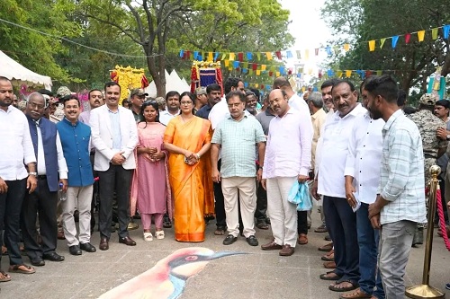 Mysore dasara chitrasanthe.jpg123