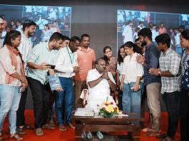 ಪ್ರತಿ ಕುಟುಂಬಕ್ಕೆ ಒಂದೊಂದು ಸರ್ಕಾರಿ ಉದ್ಯೋಗ; ಕೇಂದ್ರ ಸಚಿವ HDK ಹೊಸ ಆಲೋಚನೆ ಪ್ರತಿ ಕುಟುಂಬಕ್ಕೆ ಒಂದೊಂದು ಸರ್ಕಾರಿ ಉದ್ಯೋಗ; ಕೇಂದ್ರ ಸಚಿವ HDK ಹೊಸ ಆಲೋಚನೆ
