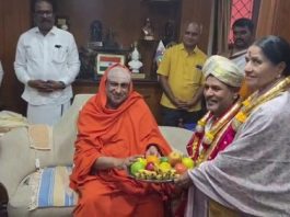 ಸುತ್ತೂರು ಮಠಕ್ಕೆ ಭೇಟಿ ನೀಡಿ ಶ್ರೀಗಳ ಆಶೀರ್ವಾದ ಪಡೆದ ನಟ ಪ್ರಭುದೇವ್