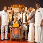 ಹಿರಿಯ ಸಾಹಿತಿ ಡಾ. ಬರಗೂರು ರಾಮಚಂದ್ರಪ್ಪ ಅವರಿಗೆ ‘ಪುವೆಂಪು ಪ್ರಶಸ್ತಿ’ ಪ್ರದಾನ ಹಿರಿಯ ಸಾಹಿತಿ ಡಾ. ಬರಗೂರು ರಾಮಚಂದ್ರಪ್ಪ ಅವರಿಗೆ ‘ಪುವೆಂಪು ಪ್ರಶಸ್ತಿ’ ಪ್ರದಾನ