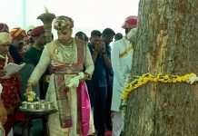 ರಾಜವಂಶಸ್ಥ ಯದುವೀರ್ ರಿಂದ ಕಂಕಣ ವಿಸರ್ಜನೆ: ನವರಾತ್ರಿ ಆಚರಣೆ ಸಂಪನ್ನ ರಾಜವಂಶಸ್ಥ ಯದುವೀರ್ ರಿಂದ ಕಂಕಣ ವಿಸರ್ಜನೆ: ನವರಾತ್ರಿ ಆಚರಣೆ ಸಂಪನ್ನ