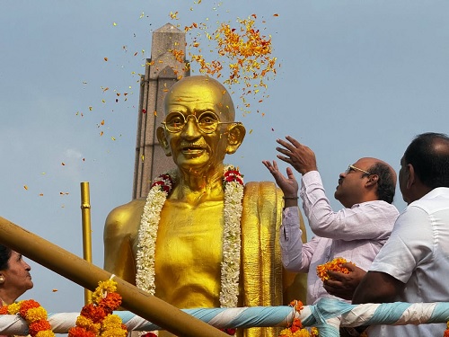 Gandhiji yathindra siddaramaiah