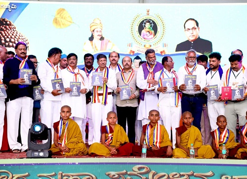 ಬುದ್ಧರು ವೈಜ್ಞಾನಿಕ ಚಿಂತನೆ ಮತ್ತು ಸಮಾನತೆಯ ಸಾರವಿರುವ ಧರ್ಮವನ್ನು ಸ್ಥಾಪಿಸಿದ ಮಹಾನ್ ಚೇತನ- ಸಚಿವ ಡಾ. ಯತೀಂದ್ರ ಸಿದ್ದರಾಮಯ್ಯ